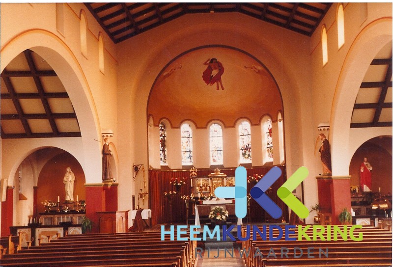 Spijk Kerk 1977 .Geschonken door parochie bestuur Coll. HKR (5)